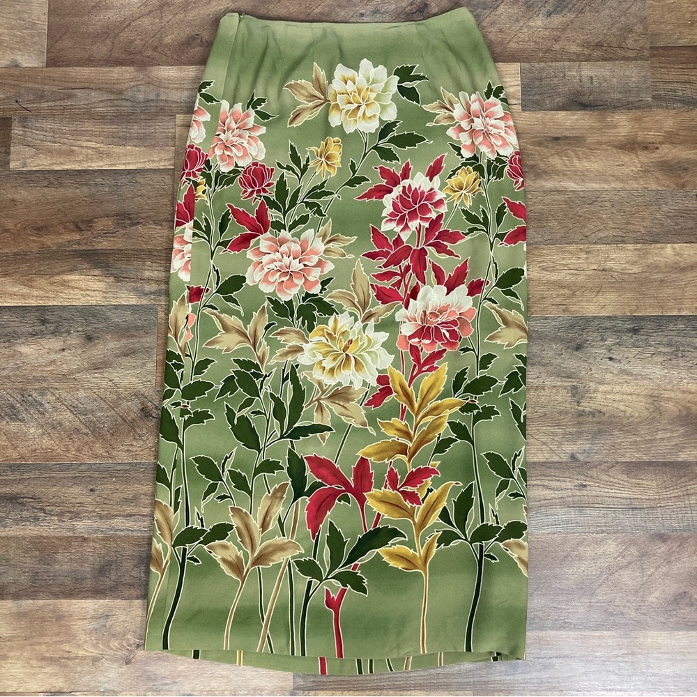 Talbots Floral Silk Skirt Size Medium - Picture 13 of 14